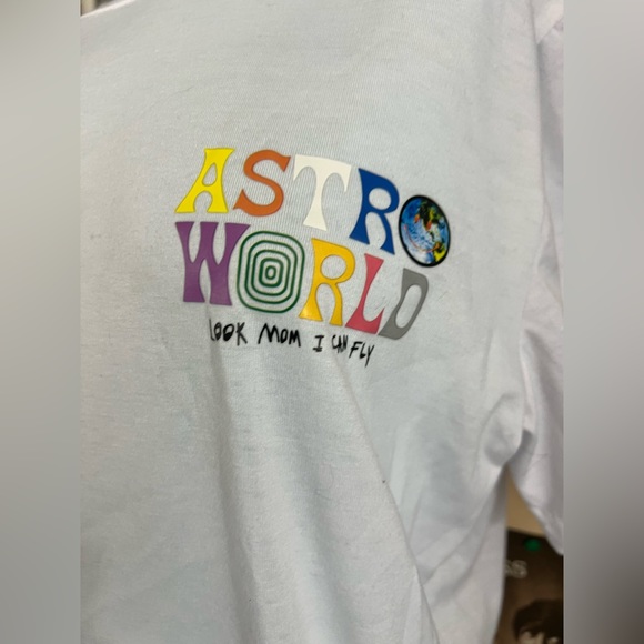 🔥NWOT TRAVIS SCOTT ASTRO WORLD CONCERT TOUR T-SHIRT MEDIUM - Picture 3 of 7
